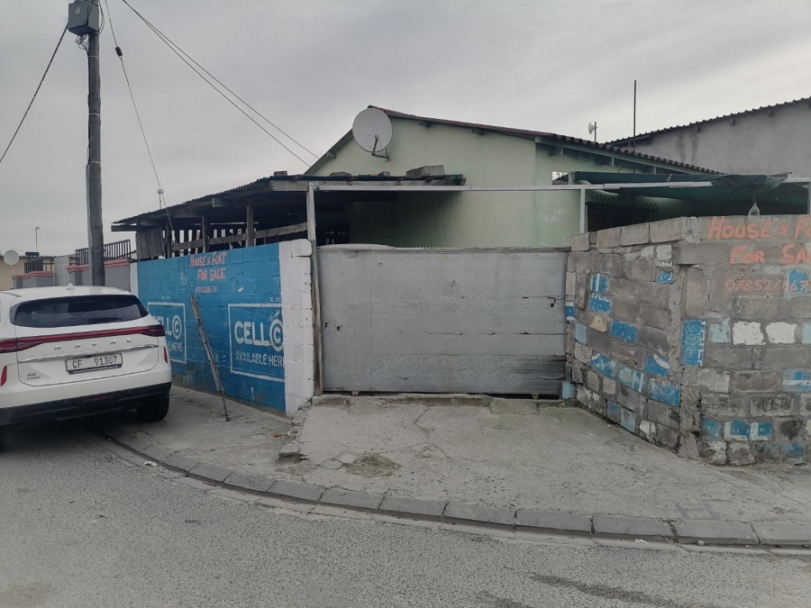 5 Bedroom Property for Sale in Delft South Western Cape
